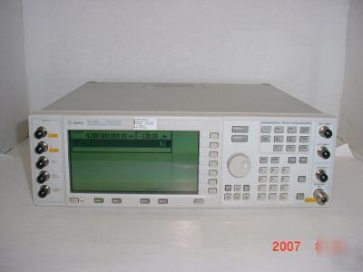 Hp/agilent E4438C esg vector signal generator w/opts. 