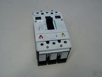 Moeller 600VAC 40A circuit breaker m/n: NZM7-40N-na