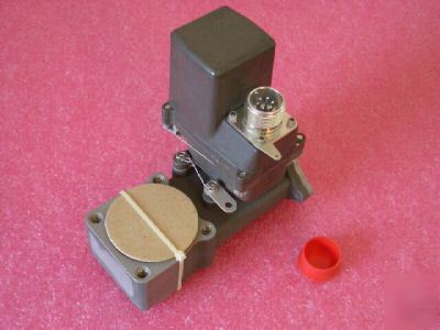 Circle seal control solenoid transfer valve 60 psi exp.