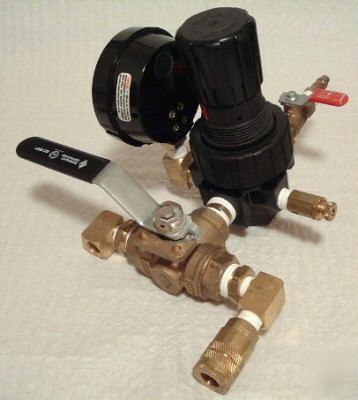 Parker air pressure regulator & psi gage, ( # 06R313AC)