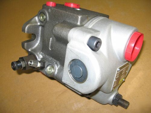 New parker variable displacement hydraulic pump PAVC33 