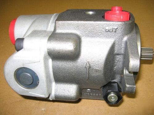 New parker variable displacement hydraulic pump PAVC33 