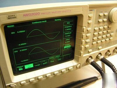 Sony tektronix AWG2020 10 hz - 250 mhz awg & manual