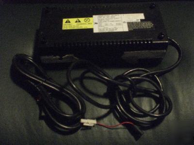 Motorola power supply 14 volt 10 amp (140 watt) radio