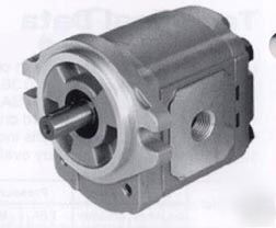 Hydraulic gear pump .61 cubic inch displacement