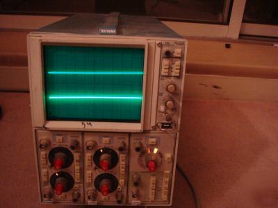 Tektronix 5113 dual beam storage oscilloscope mainframe