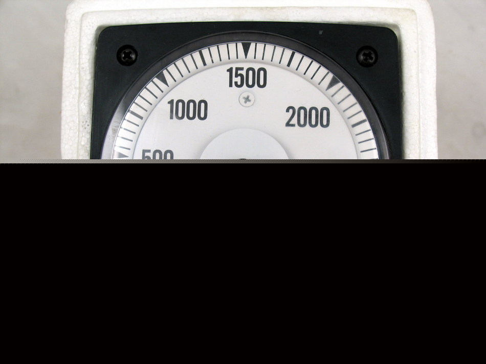 New square d ac voltmeter linear 0-3000 volts