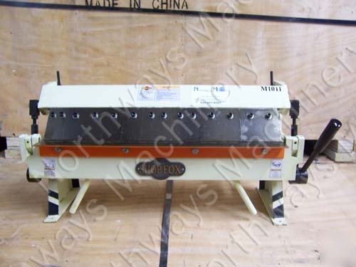 Shop fox M1011 2 ft 20 ga. sheet metal box / pan brake