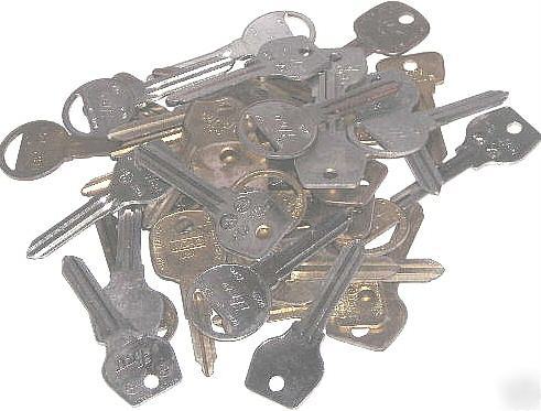 Lot 50 mazda ford key blanks ilco star cole keys