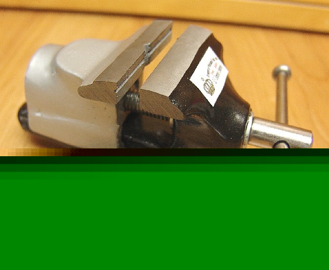 New beautiful goldsmith's bench top vise, & sweet