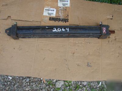 One parker hydraulic cylinder 2 1/2