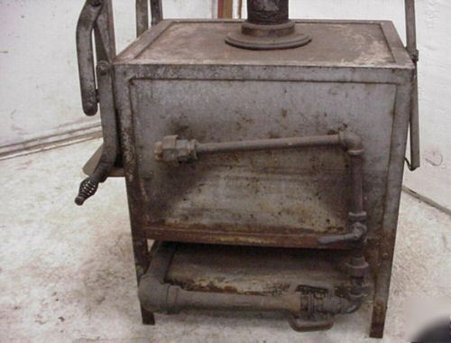 Baker & co. no 2 table top heat treat furnace. 