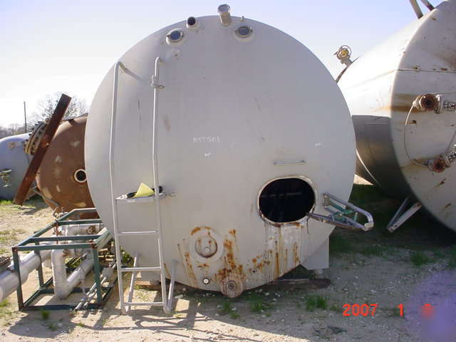 5500 gal insulated stainless steel tank w internalcoils
