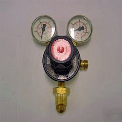 Single stage two gauge acetylene regulator free post &p