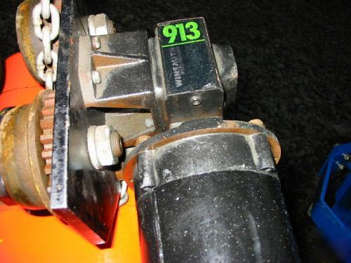 2 ton cm chain hoist with motorized trolley w/25' lift