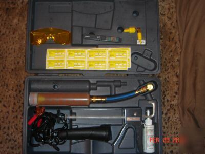 New brand a/c snap on leak detector kit 