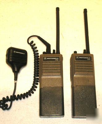 Pair motorola HT600 police fire ham 2 way radios 