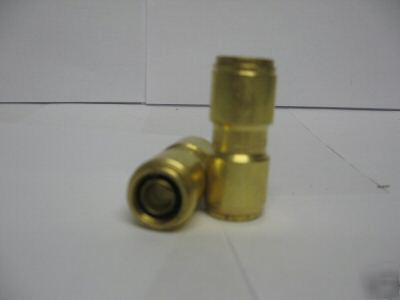 Air brake hose fitting.....D1162-06-06