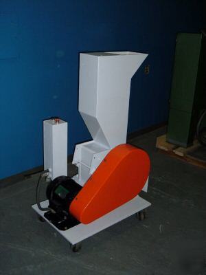 New nice polymer systems grinder w/ conair unloader sys