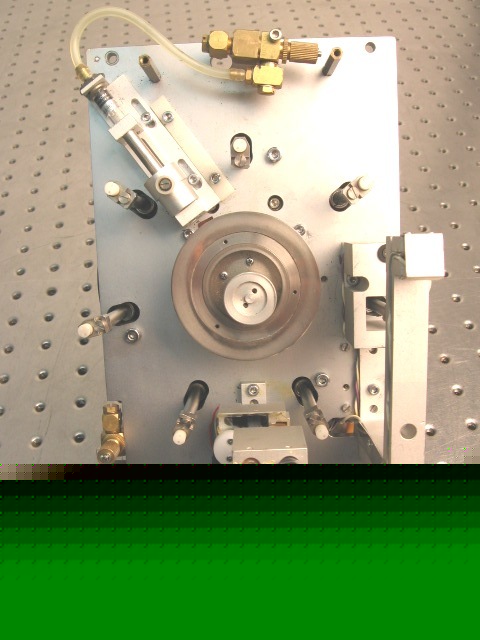 T30157 3 axis wafer positioning system; vacuum chuck