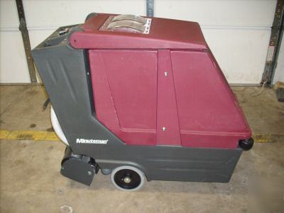 Carpet extractor minuteman ambassador 20 demo machine