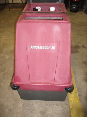 Carpet extractor minuteman ambassador 20 demo machine