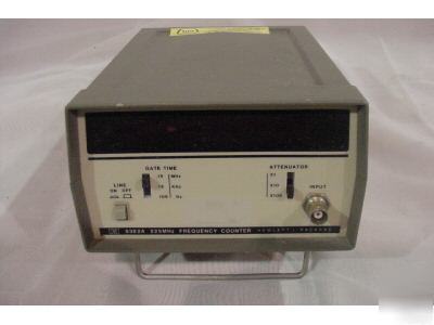 Hewlett packard 5382A 225MHZ frequency counter