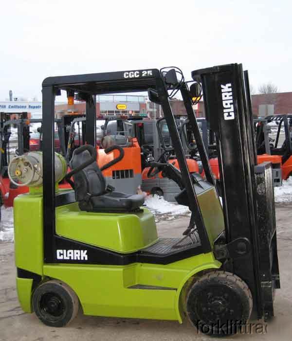 Clark cushion 5,000LB forklift lifttruck