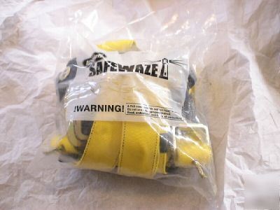 New safewaze universal harness #10950 w/ grommet legs 