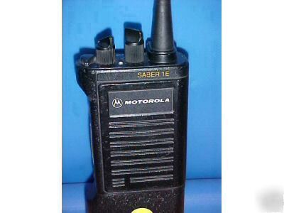 Hpd/hfd motorola saber 1E uhf 439-471 mhz radio package