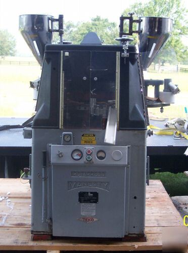 Manesty rotapress mk ii high speed rotary tablet press