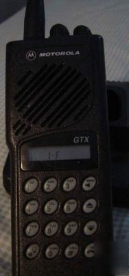 Motorola gtx H11UCD6CB1AN ht ltkb privacy plus w keypad