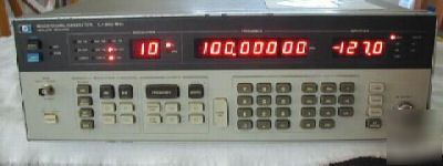 Hp - agilent 8656B signal generator w/opt 001 & manual 