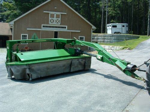 John deere 1360 discbines ------ no 