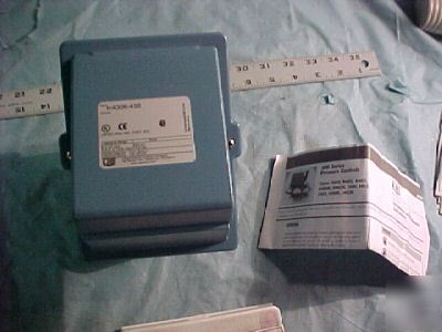 New united electric controls H400K-456 pressure control 