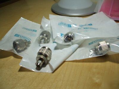 New 5 adaptors t plug to sma(m) ship worldwide