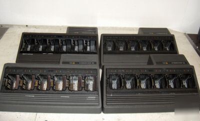 4 - motorola HT1000 6 slot battery charger NTN1177A,d