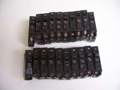 Square d 20 amp circuit breaker single pole lot of 20