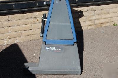 Kent champion 28 large area vacuum used but working 