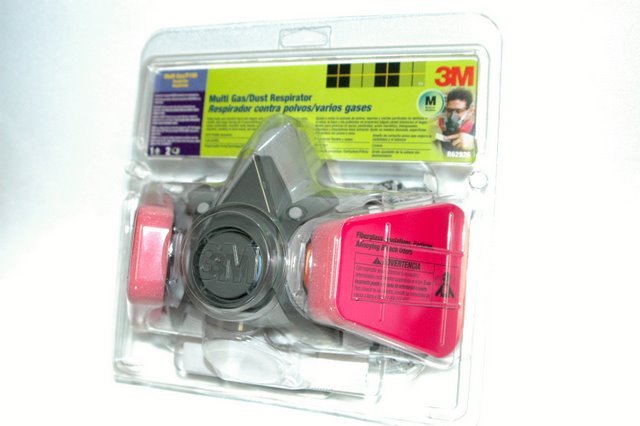 New 3M multi gas/P100 respirator - size m - #R62926