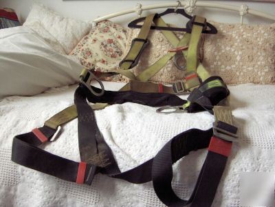 Protecta intl. safty fall harness-yellow/black-used