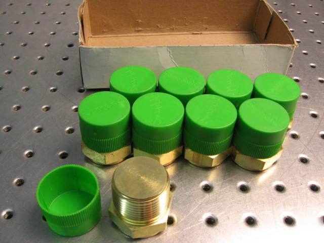 G33955 nine brass cajon npt plug fittings