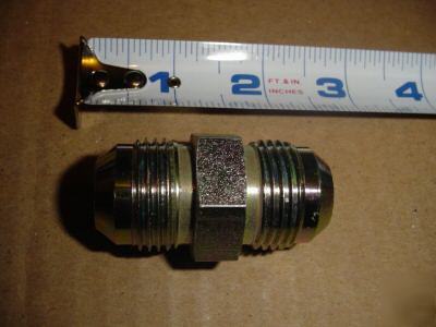 Sae 37Â° (jic) union #12 x #12 hydraulic fitting