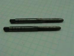 New machinist tools 2 pcs 10-24 nc GH3 vermont taps 